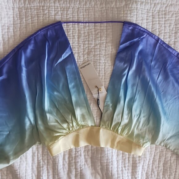 Retrofete 2-Piece Set Rainbow Sky Silk Wide Leg Pants Crop Top Set Womens Medium - Picture 8 of 14